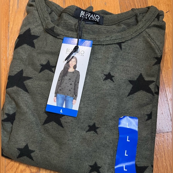 Buffalo David Bitton Green Star Print Top - Picture 5 of 5